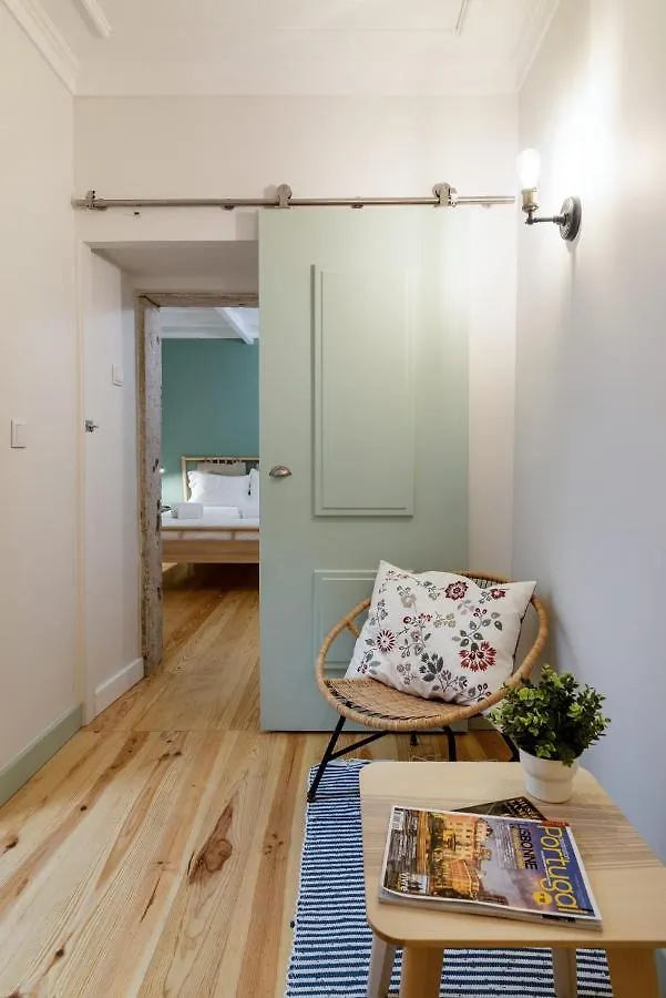 شقة Lisboa  في Guestready - Cosy Madalena Flat